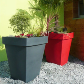 Vue 1 Pot carré fleurissement Ovalequip