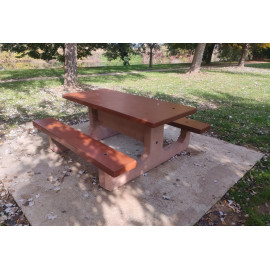 Table pique nique béton aspect bois Ovalequip